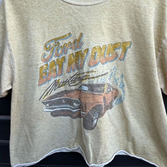 Ford Mustang “Eat My Dust” Graphic Cropped T-Shirt in Tan/Yellow | Medium - Picture 5 of 6